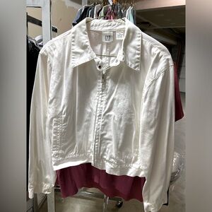 Gap cropped white jean jacket
